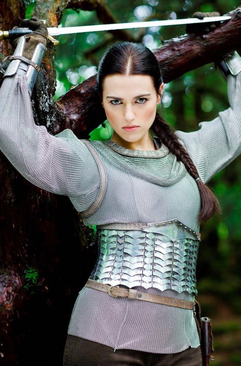 celeb-crush-too:  Today’s Celebrity Crush is actress Katie McGrath! 