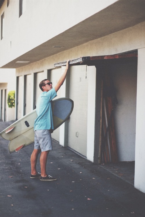 tenpiggiesover: Swell Pocket Tee Instagram: @alex__swanson