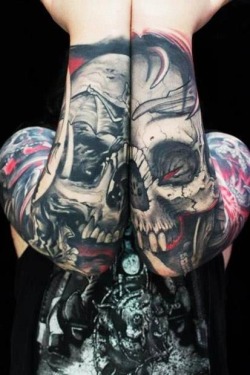 fuckyeahtattoos:  By, I think, Javier Obregon.