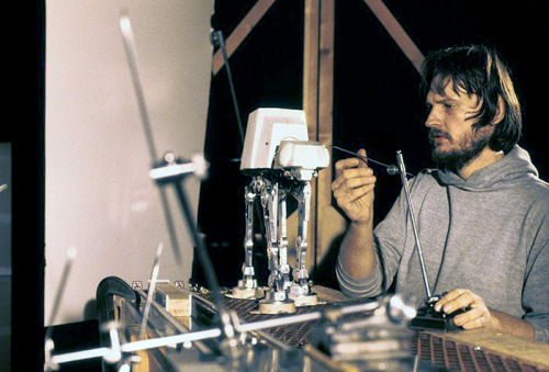 gameraboy:Stop-motion animators Jon Berg, Phil Tippett, and Joe Johnston building an imperial walker