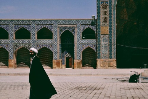 archae-heart:Isfahan in shades of blue // August 2018