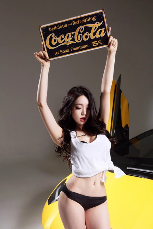 Kpop idol from Bambino Eunsol in sexy Lamborghini. Her instagram.