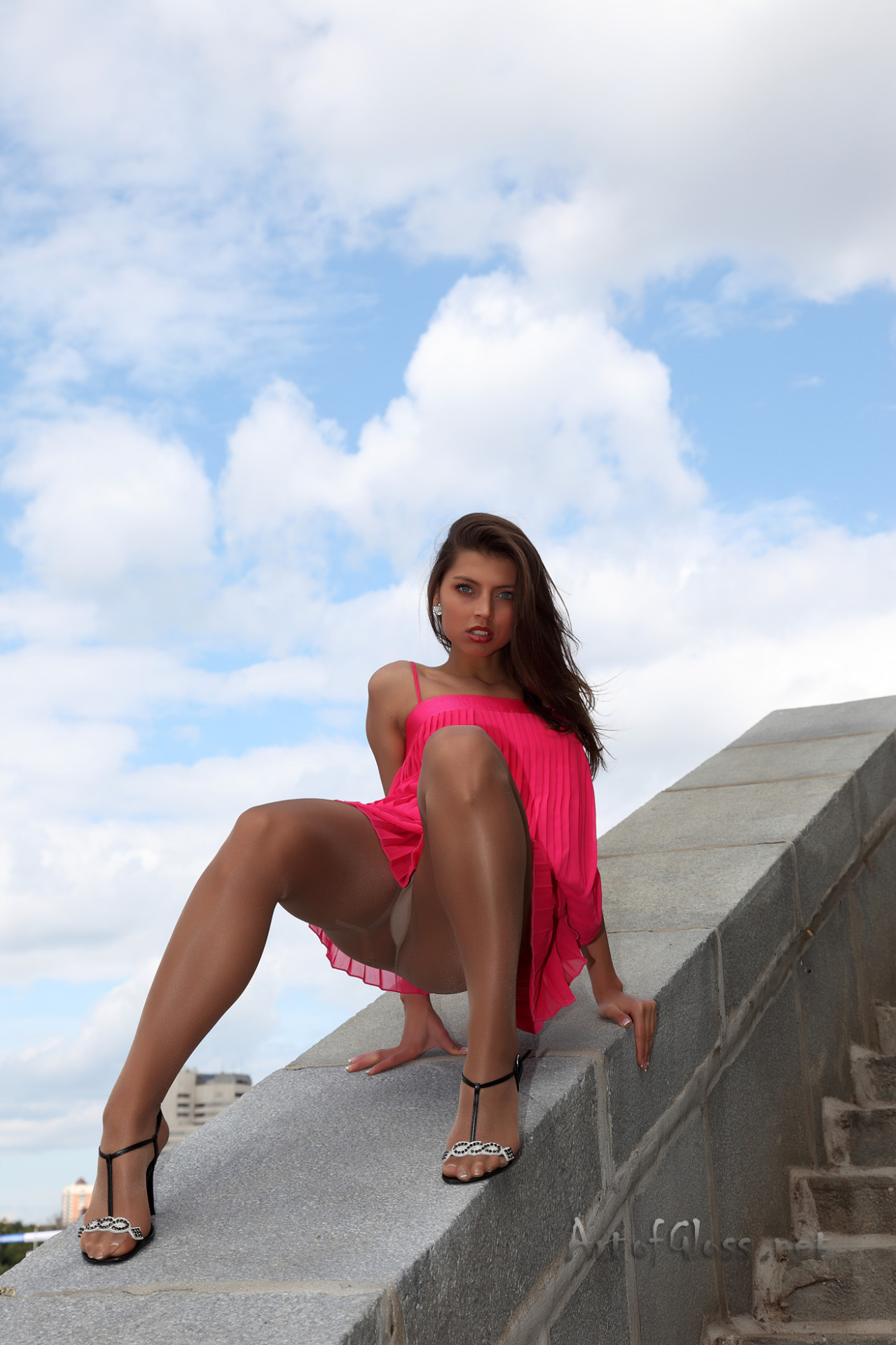 friedkingstudentuniverse:  ARNELLA.