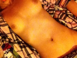 dandydanee:  This cutie submitted these. Just lover her body. (; Kik submissions to xdanieatsbabiesx