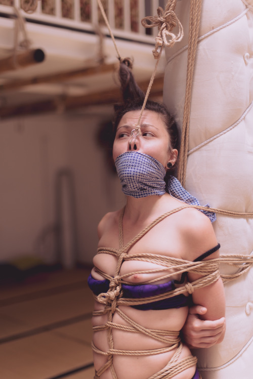 Porn photo ropeandthings:  strictly-dirtyvonp:    With