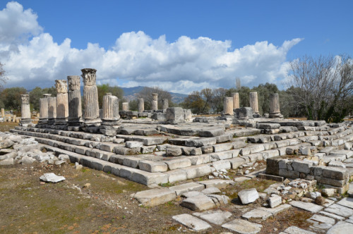 ahencyclopedia: 10 HIDDEN ANCIENT TREASURES IN CARIA, TURKEY:  LOCATED at the crossroads of man