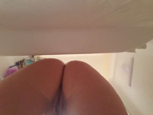 naughtyhottie1000:  Needed cleaned now I’m ready for the Mr. to come make me dirty again 😉😉😉  DO NOT REMOVE OUR CAPTIONS WHEN REBLOGGING!!!