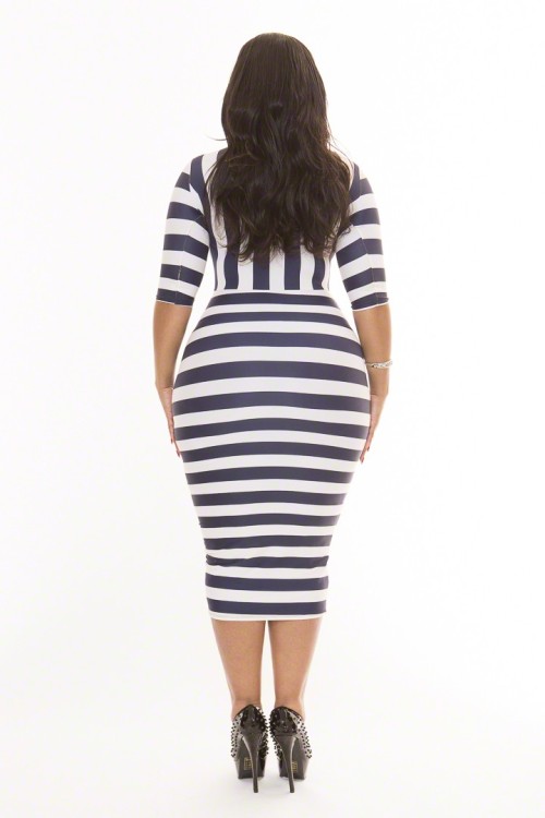 killerkurves:  Fabiola:  wearing rue107’s Danielle Stripe Cut Out Dress In Navy 