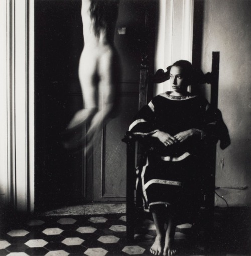 pentauroi:  Francesca Woodman porn pictures