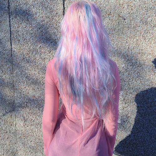kaylahadlington:  hair dye day is tomorrow
