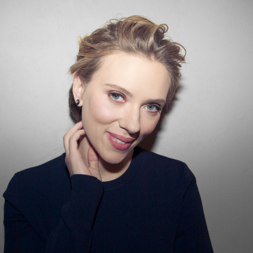t-angy:  dailyactress:  Scarlett Johansson adult photos