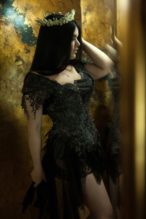 Knickerbocker Stories: Up Close: Gothic Princess Corset‘Gothic Princess’ corset by Karol