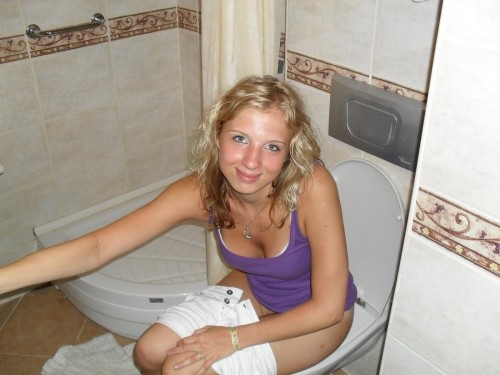 dimitrivegas:  Toilet time adult photos