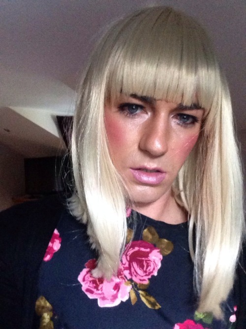 jennytsuk:  leicester-sissy:  stopimgoinblind:  💕💕💕  It’s me!!! Lol  Stunning girl! Check her out :)