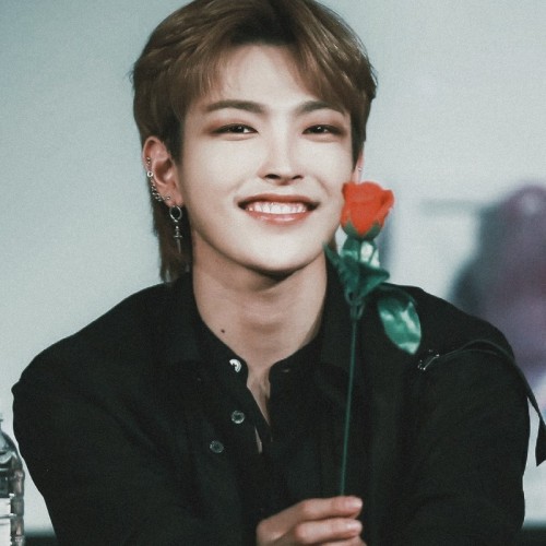 Hongjoong Icons Ateez