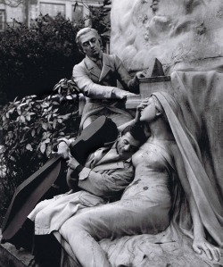 frenchvintagegallery:  Musician Maurice Baquet, Chopin and his Muse, circa 1950  by   Robert Doisneau  