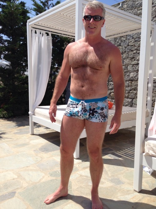 nh-life: Mykonos A new Tumblr Dad? Welcome to Tumblr Daddy!