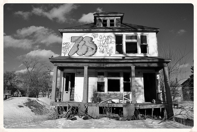 fuckyeahabandonedplaces:  Once a Home…Just a House by timmerschester on Flickr.