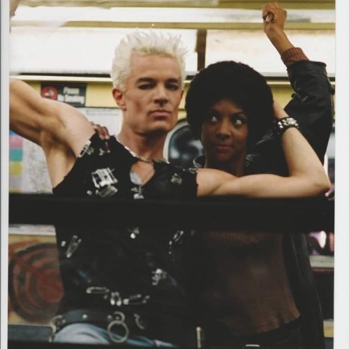 Pic of the Day: #Spike saying “Please stake me” very clearly with his body language here