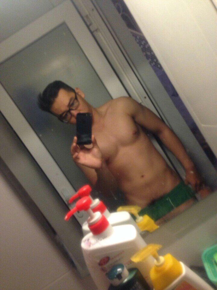 anhydamdang:  wockhang: boysaigonhcm:   0909585796  Follow my tumblr: boysaigonhcm.tumblr.com