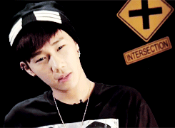 죄; hiatus