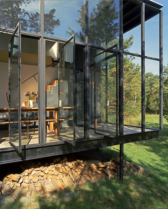    Little Tesseract House by Steven Holl Architects This charcoal coloured cubic