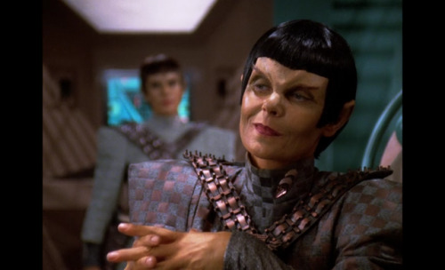 tinakolesnik:Commander Toreth of the Romulan Warbird the Khazara  - and one the more awesome co