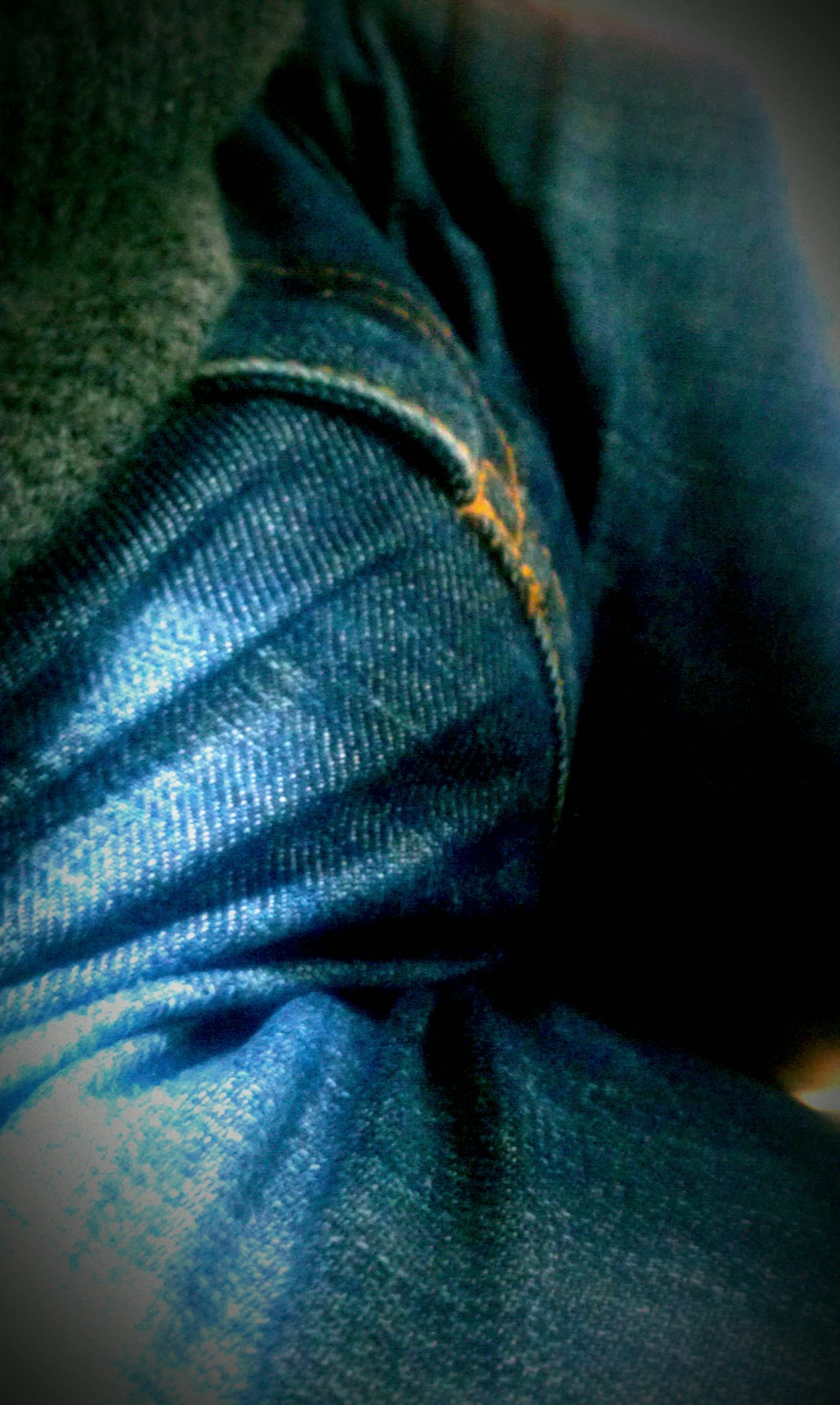 hpboy123:  Thank you for reblogging, share and follow me. ¿Do you like bulges? Discover