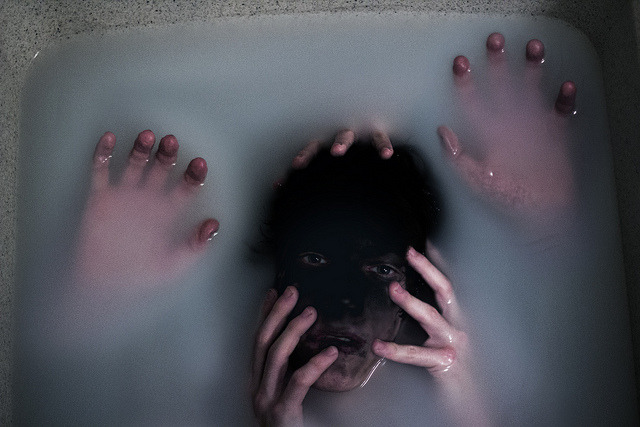 littlefoh:  sotick:    Black Out. I hate black face paint. Well not really but its