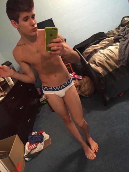 shawj143:  Abs and underwear ☺️