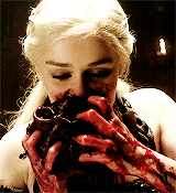 lord-snow-blog:  Daenerys Targaryen Beginning, Middle and End of each season 