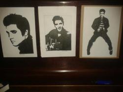ourellzbellz:  I decided to draw a few Elvis picturessss :) 