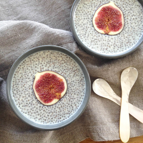 eatinglivingbreathinghealthy:  Simple Chia Pudding- perfect for a supercharged breakfast and for those who don’t have time to cook in the morning. You can top this baby with as many of your favorite toppings such as fruit, granola, jam, nut butters