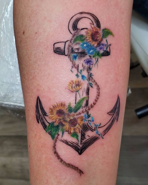 <p>Little anchor from a few days ago, thanks for coming in! <br/>
.<br/>
#ladytattooer #thephoenix #copperphoenix #shelbyvilleindiana #indianapolistattoo #indylocal #do317 #indytattoo #circlecity #waverlycolorco #industryinks #yournewfavoriteink #eztattooing #wearesorrymom #stigmarotary #anchortattoo #anchor #flowers  (at Shelbyville, Indiana)<br/>
<a href="https://www.instagram.com/p/CPBy4YvrBeU/?utm_medium=tumblr">https://www.instagram.com/p/CPBy4YvrBeU/?utm_medium=tumblr</a></p>