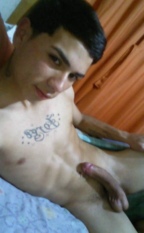 chilenosenlaweb:abccda21:Fotos de Jorge Esteban Hinojosa Acuña este flaite si que es rico :$ (Pronto