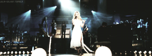 julia-geliebt:  In the Zone (Live)