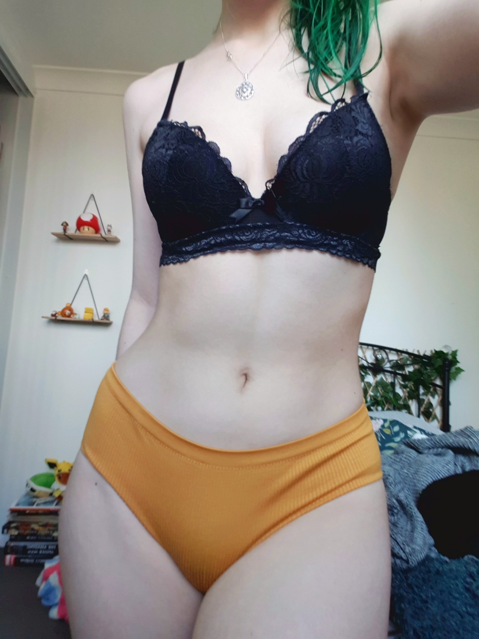 chokedbarbie:fresh outta the shower in yellow & lace 🌼Onlyfans | Twitter | Instagram