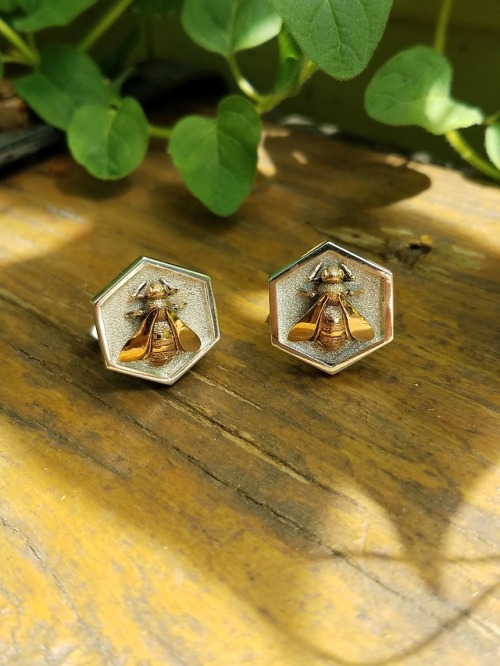 Honey Bee cuff links by wingedlion.etsy.com