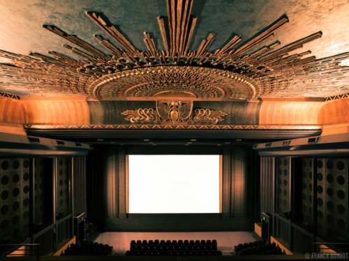 asylum-art:  franck bohbot photography: Cinema       Reflecting on the memories of the golden age of Hollywood, it gives the feeling that there is no such place like a movie theater to celebrate the birth of film from an artist. “The greatest emotion