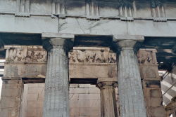 classical-beauty-of-the-past:Temple of Hephaestus