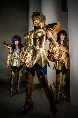 cosplay-soul:  AIORIA | Saint Seiya 