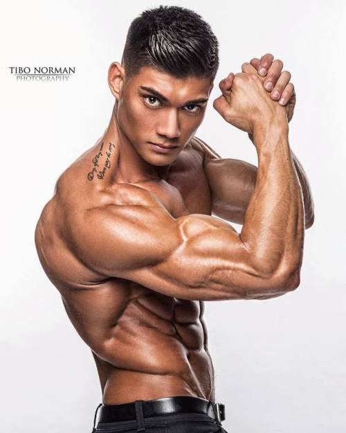  Nicolas Iong