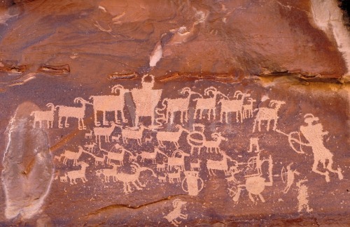 leadvilleamerica: Fremont Culture Petroglyph