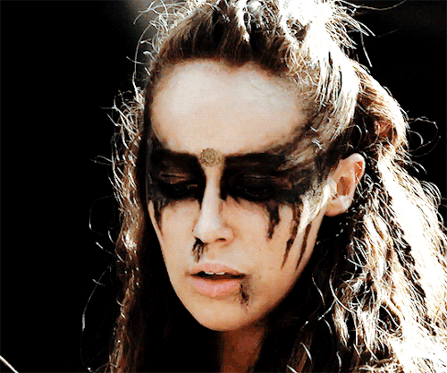 LexaLivesOn I will never forget her. She is my soul. Lexa will always live in our hearts!“- After al