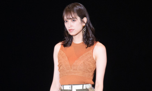 sakamichi-steps: 佐々木久美 × MURUARakuten GirlsAward 2019 SPRING/SUMMER