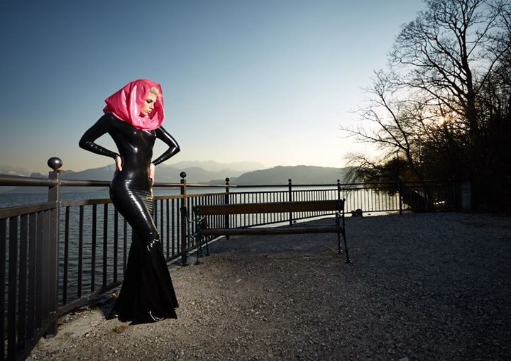 kneestogetherclothing:  HW Designs - Photoset with Leila Lunatic 