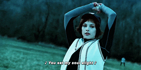 blairwitchprojector: winterswake: Since when do vampires like baseball? Twilight