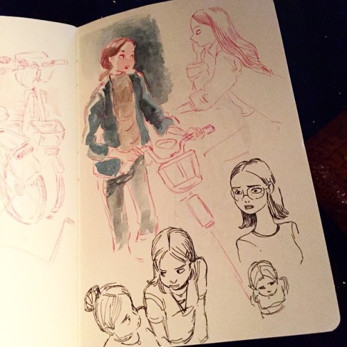 victoriaying:Playing with an art style for a possible comic? #comics #sketchbook