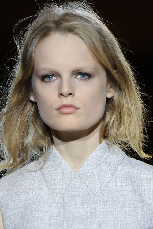 r0slyakova:Hanne Gaby Odiele | MARC JACOBS FW 2010 (NYFW)