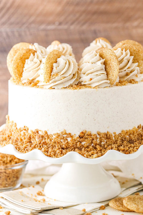sweetoothgirl:  Snickerdoodle Layer Cake